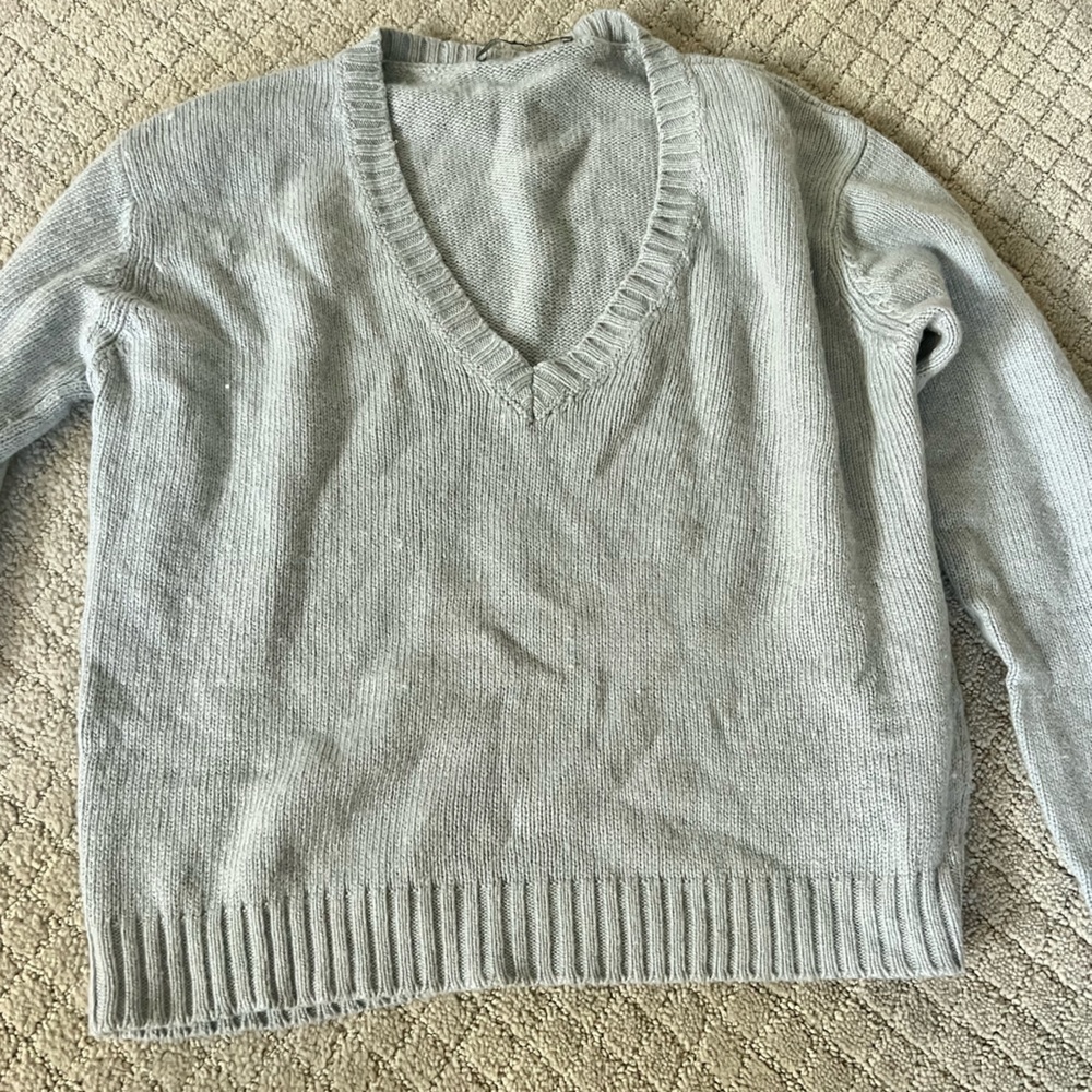 Brandy Melville, gray sweater